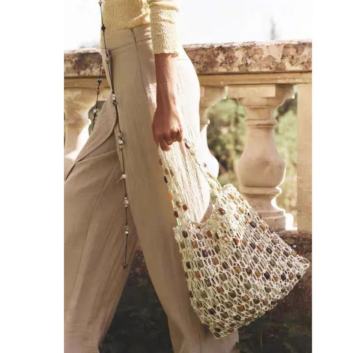 BOLSA-FEMININA-DE-OMBRO-CONTAS-DE-MADEIRA-02