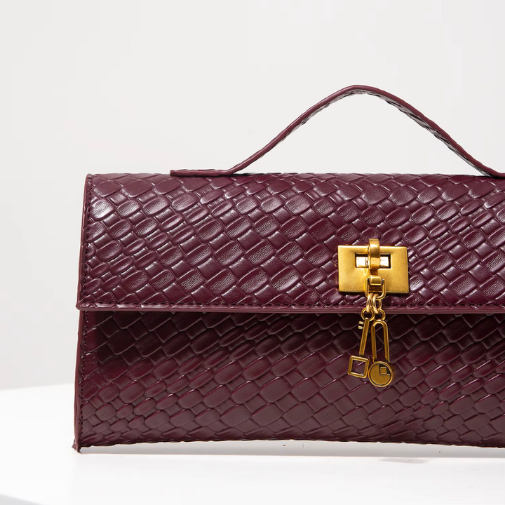 BOLSA-FEMININA-PEQUENA-COURO-ECOLOGICO-02