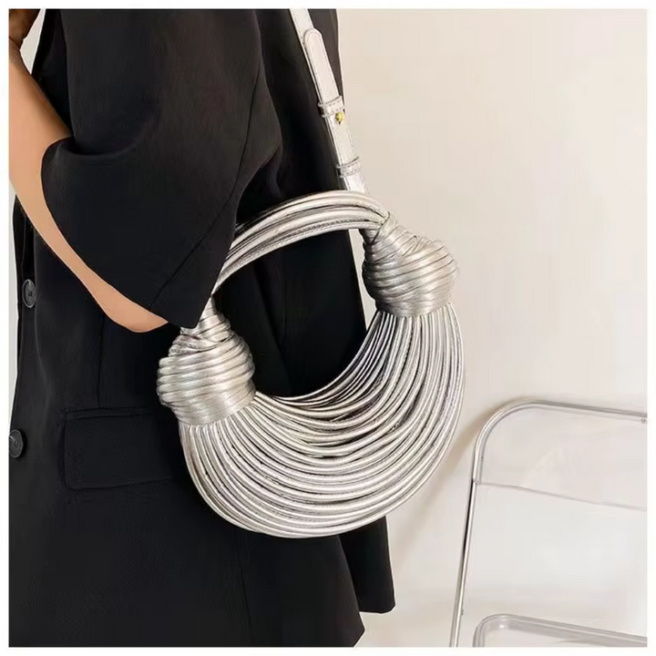 BOLSA-FEMININA-TRANSVERSAL-NOIR-06