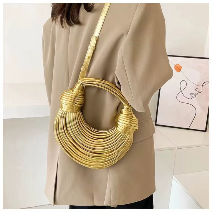 BOLSA-FEMININA-TRANSVERSAL-NOIR-03