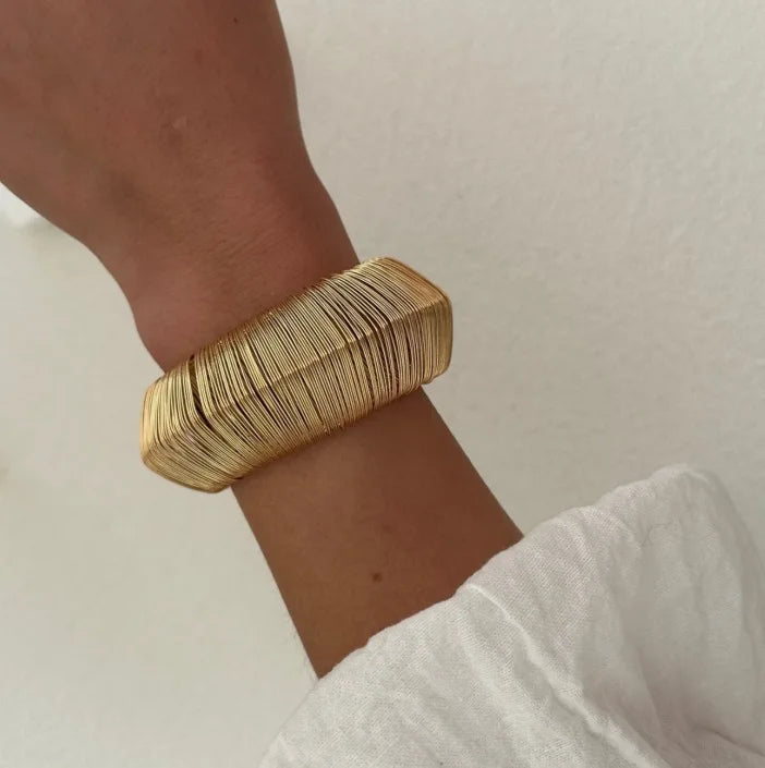 BRACELETE-DOURADO-04