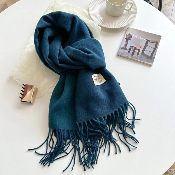 CACHECOL-FEMININO-MONOCROMATICO-DE-CASHMERE-01