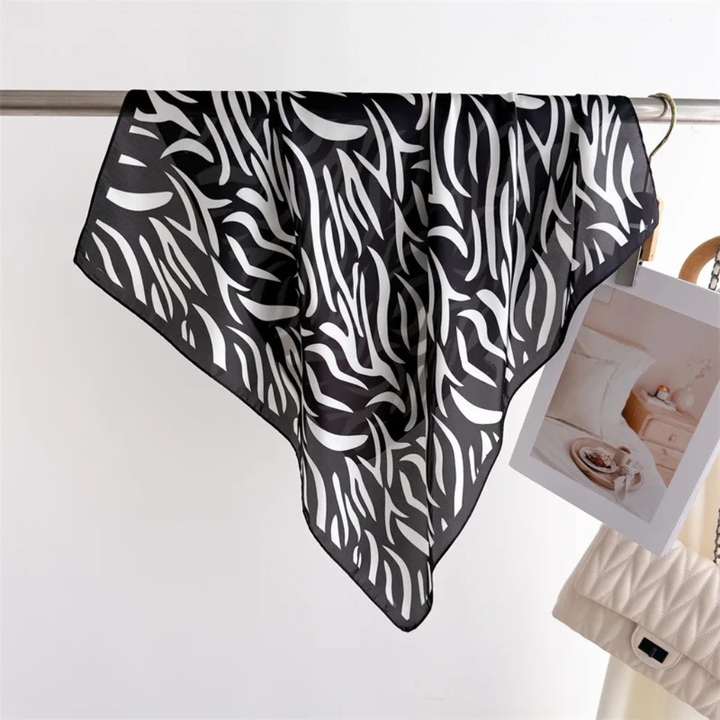 LENÇO-TOQUE-DE-SEDA-FEMININO-SAVANNA-04