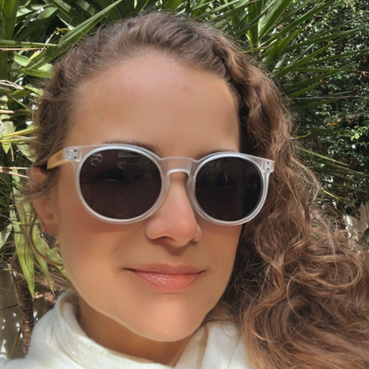 OCULOS-DE-SOL-FEMININO-SOLE-BAMBU-02